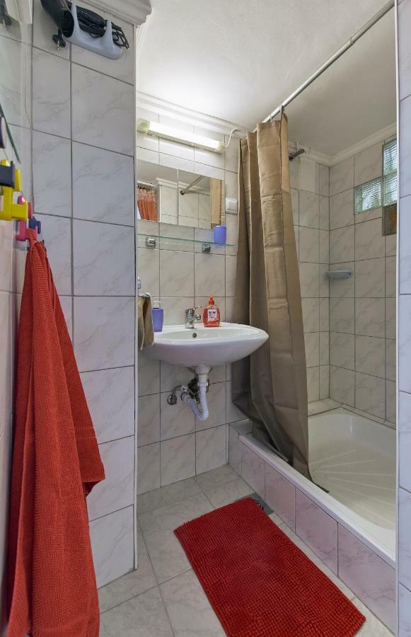Lem Suburban Apartment Будапеща Екстериор снимка
