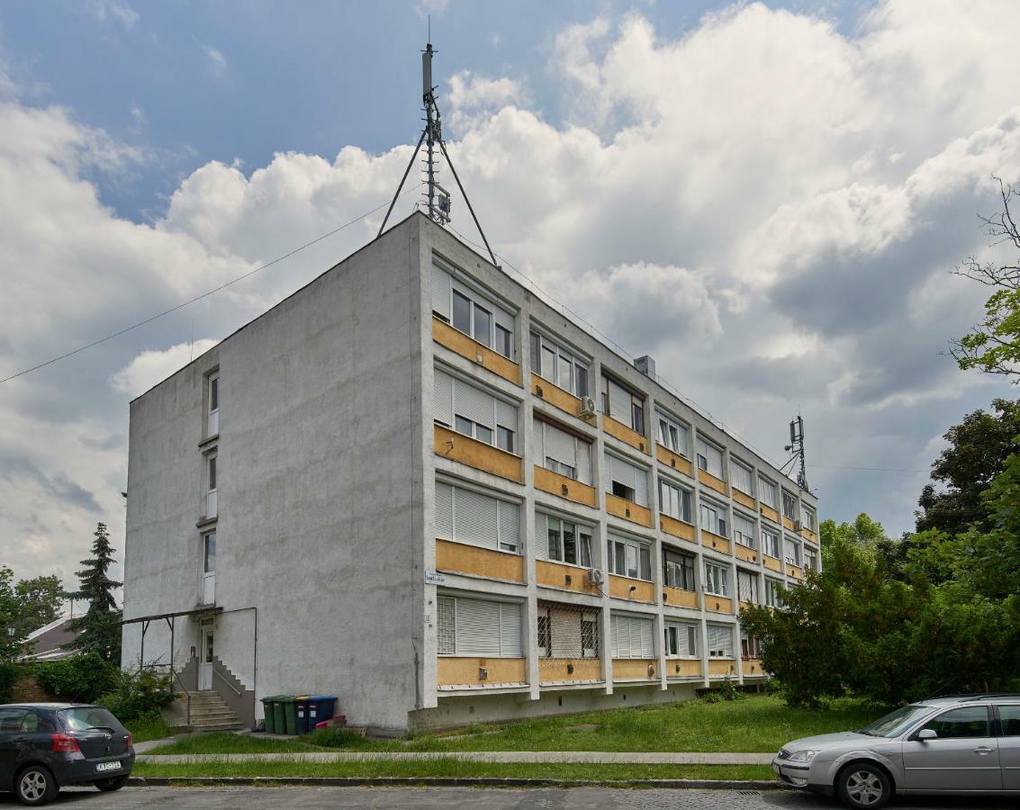 Lem Suburban Apartment Будапеща Екстериор снимка