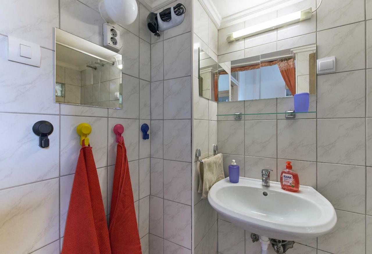 Lem Suburban Apartment Будапеща Екстериор снимка